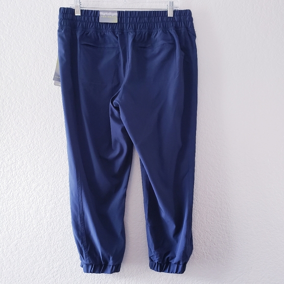 💥SOLD💥 Tek Gear Capris Jogger Pants Size Medium - Picture 5 of 11